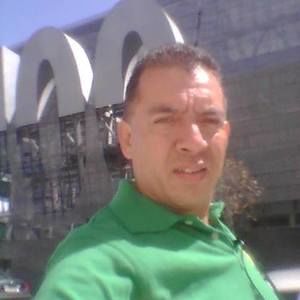 Meet your Posher, Luis